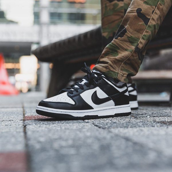 Nike SB Dunk Low Noir  37